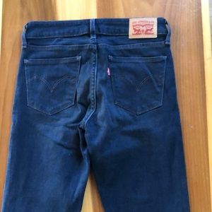 dark wash skinny jeans